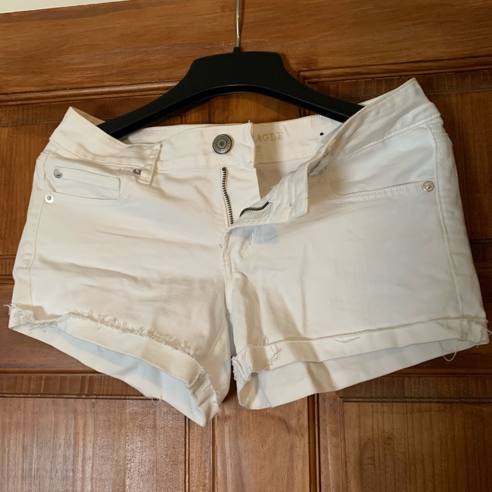 American Eagle women’s shorts